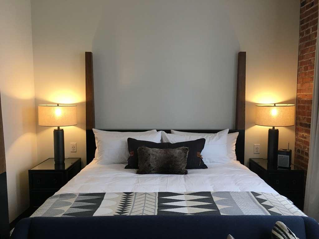 Crossroads 4* Kansas City