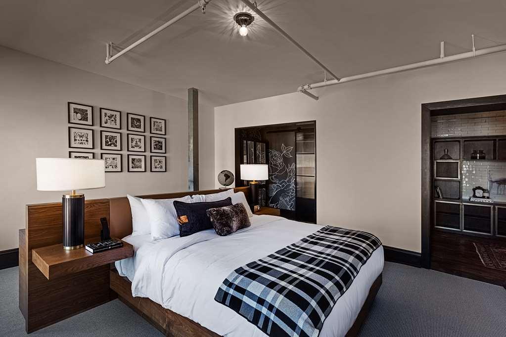 Crossroads 4* Kansas City